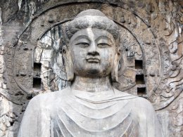 龙门石窟佛像雕刻高清图，世界文化遗产
