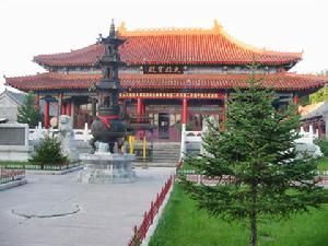 黑龙江齐齐哈尔钟灵寺