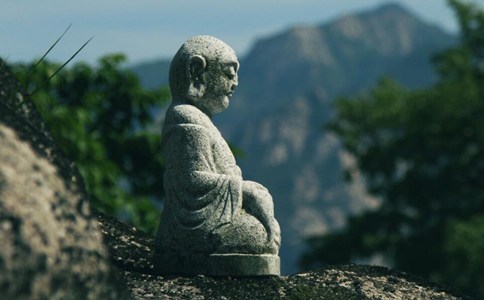 念经虽不能了其义,但也能得无量的福报