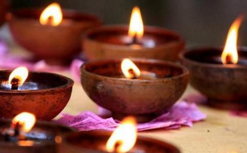 犯邪淫患病忏悔病愈 懈怠修法着凉病复发 犯邪淫患病忏悔病愈 懈怠修法着凉病复发