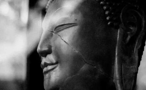 丈夫因反对我学佛而将佛像打碎,打碎的佛像该如何处置? 丈夫因反对我学佛而将佛像打碎,打碎的佛像该如何处置?