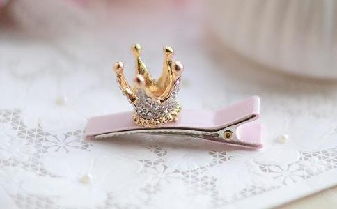 七公主的第一百个发夹 七公主的第一百个发夹