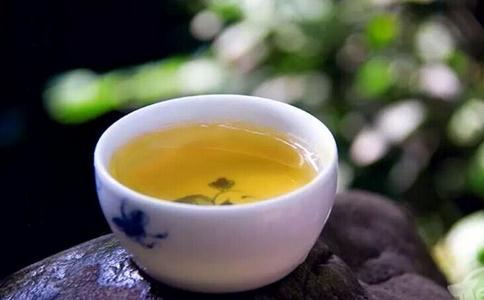 诵持大悲咒时是合掌恭诵还是拿念珠诵? 诵持大悲咒时是合掌恭诵还是拿念珠诵?