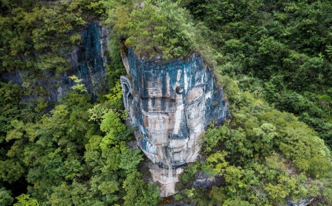 能弘法师:《金刚经》上说心不可得,那在工作生活中应该如何去做? 能弘法师:《金刚经》上说心不可得,那在工作生活中应该如何去做?
