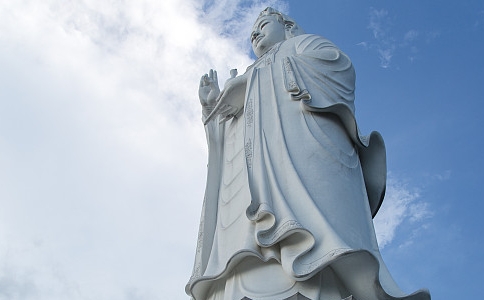 观世音菩萨是男的还是女的?妈祖是观世音吗? 观世音菩萨是男的还是女的?妈祖是观世音吗?